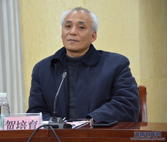 贺培育:坚持精品导向 开创智库新篇(图1) 贺培育:坚持精品导向 开创智库新篇(图1)